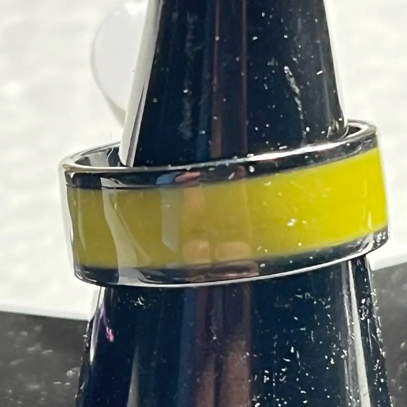 Stainless Steel Ring As Pictured Size 6