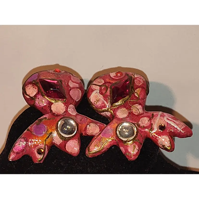 Beautiful Art Deco 80's Rare Earrings

Listed in Vintage Jewelry Addicts