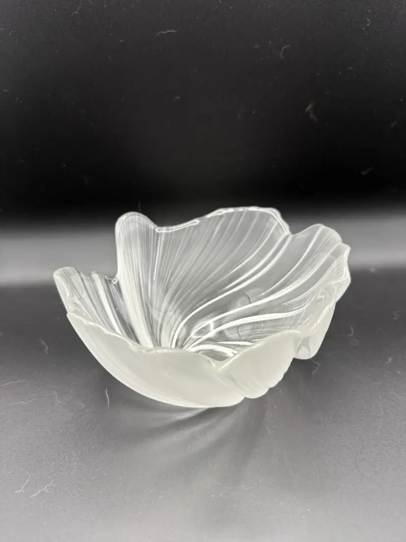 Mikasa Spun Silk Crystal Glass Bowl 5 In