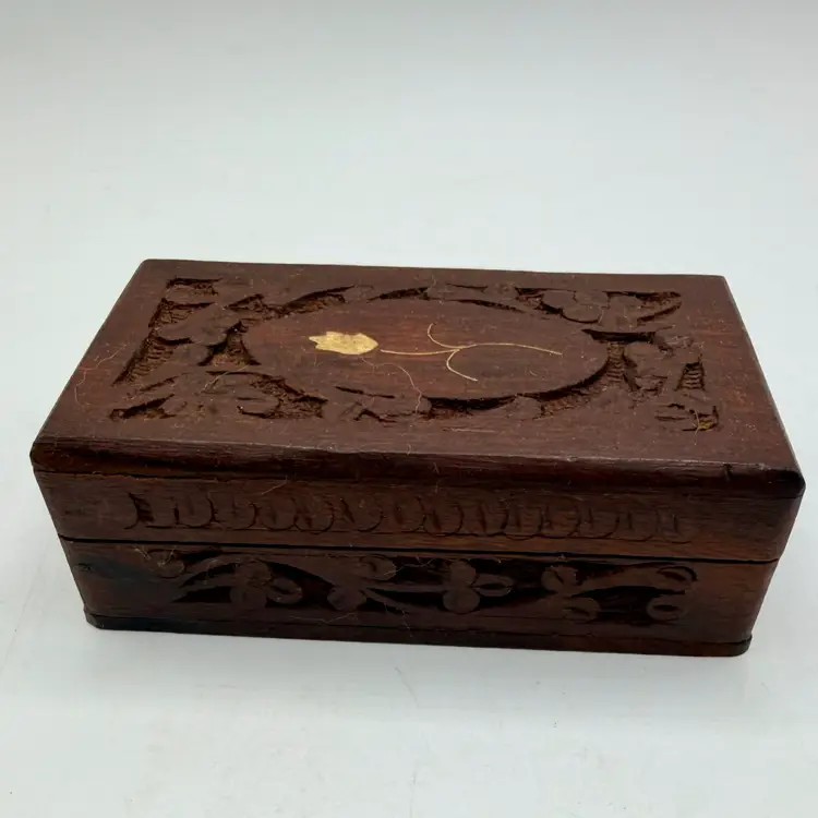 Vintage wood box, hand carved with copper inlay design. Felt lined jewelry trinket