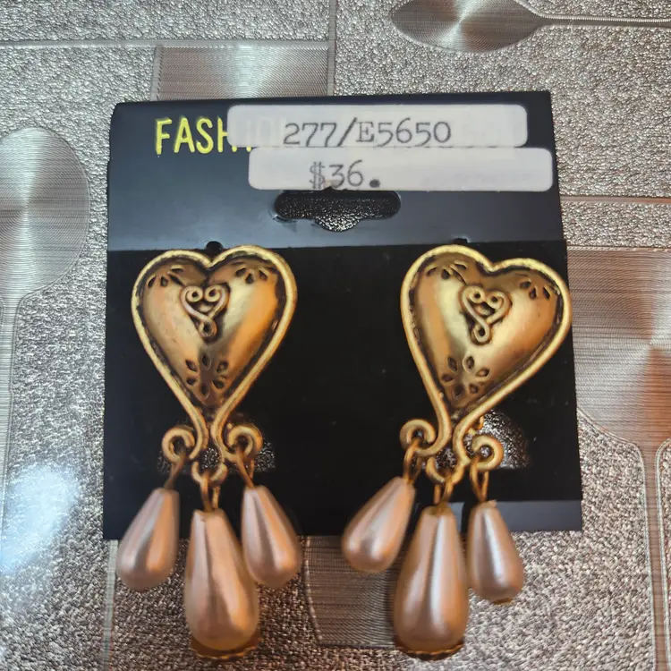 Vintage Heart Drop  Clip-on Earrings. NOS