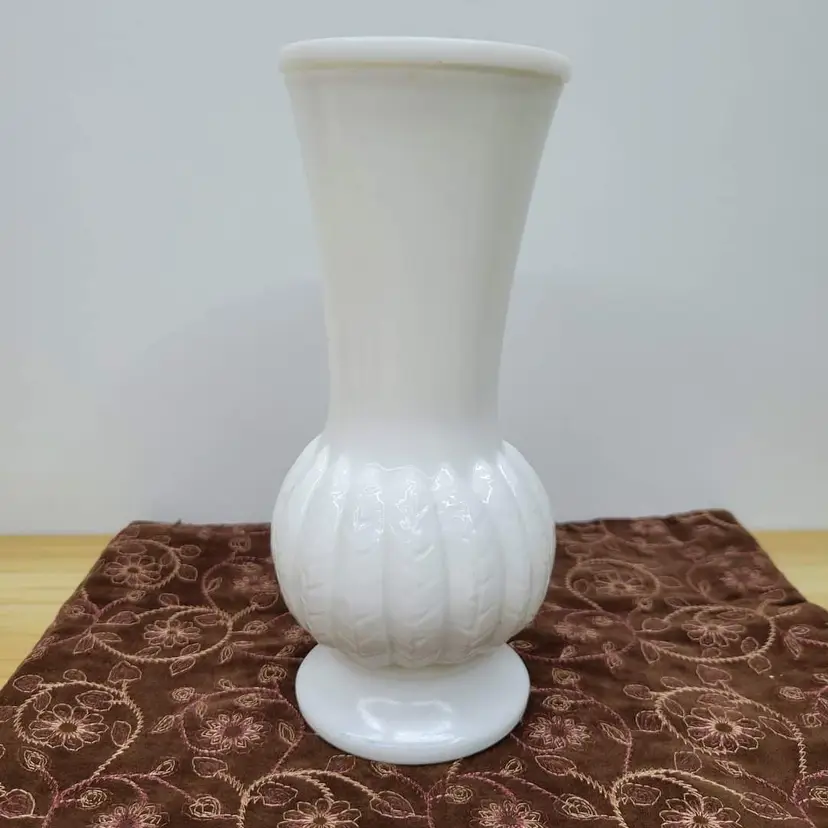 Milk Glass Feather Wheat Design Vase