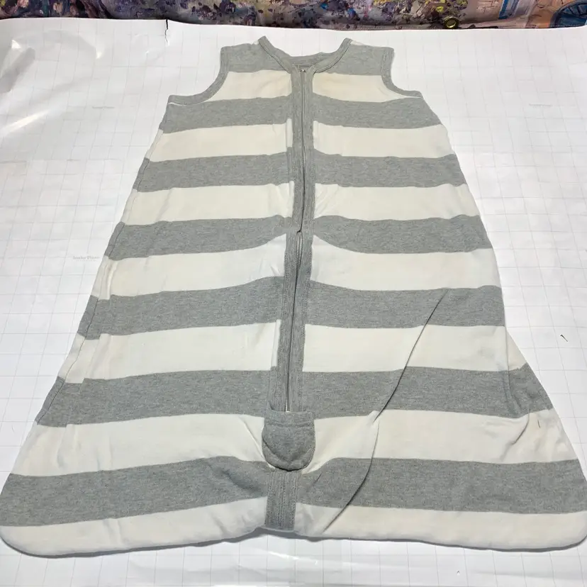 Burt's Bees Sleep Sack Med 16-24lbs   AS IS