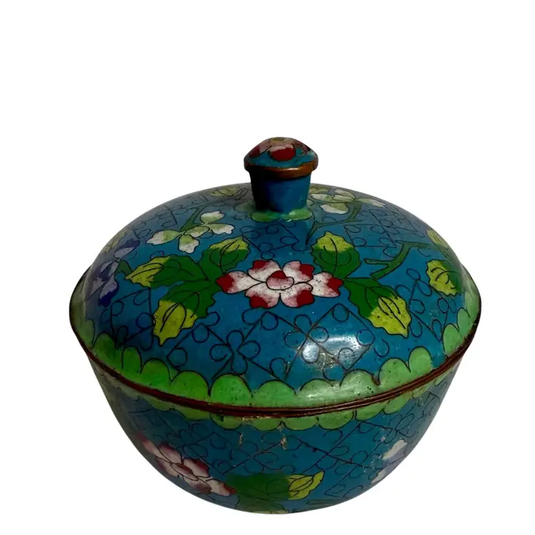 Vintage Chinese Cloisonné Bowl/Trinket Dish With Lid Blue With Multicolor Floral READ
3-3/4” T x 4-1/2” W
