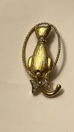 1928 Cat With Reticulated Tail And Bling Brooch