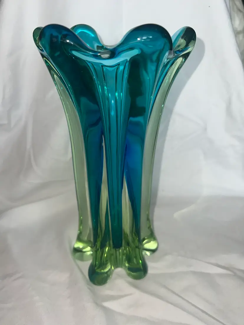 Vintage Art Glass Hand Blown Chalet Glass   Teal And Green Clear 6 Petal Vase 