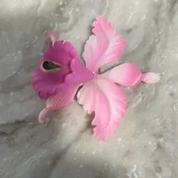 Vintage Celluloid Plastic Flower Brooch Pink Purple