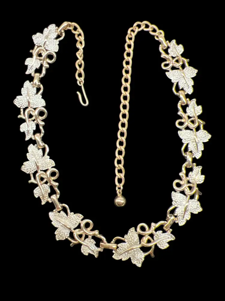 Vintage 1950’s Sarah Coventry Silver & Gold Tone Leaf Necklace 16” #C-8