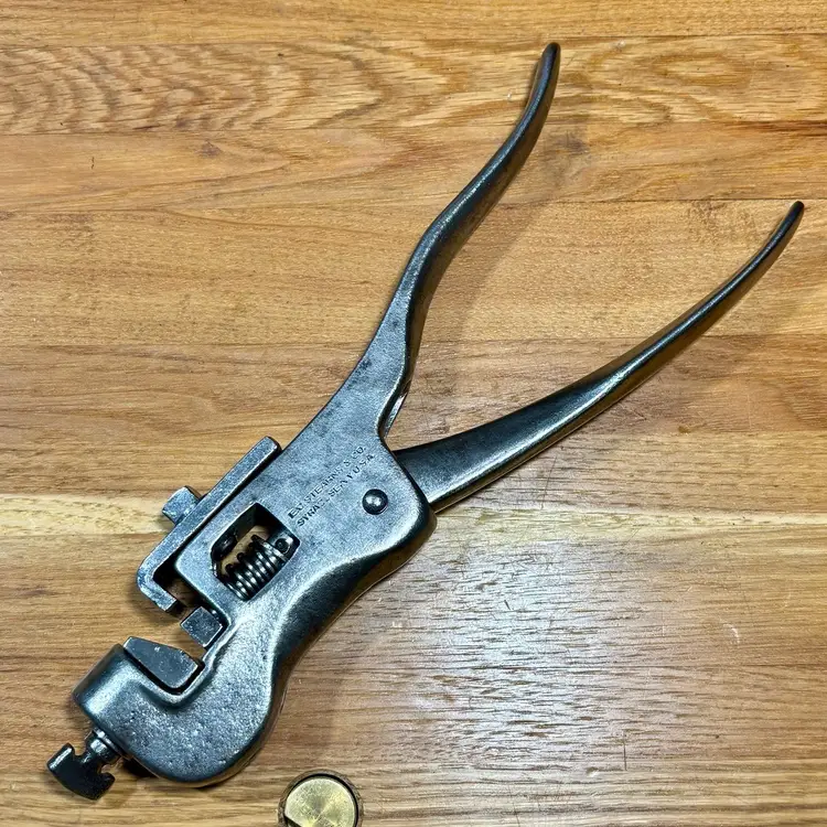 Early EC Stearns & Co Syracuse N.Y. Heavy Duty Crosscut Logging Saw Set