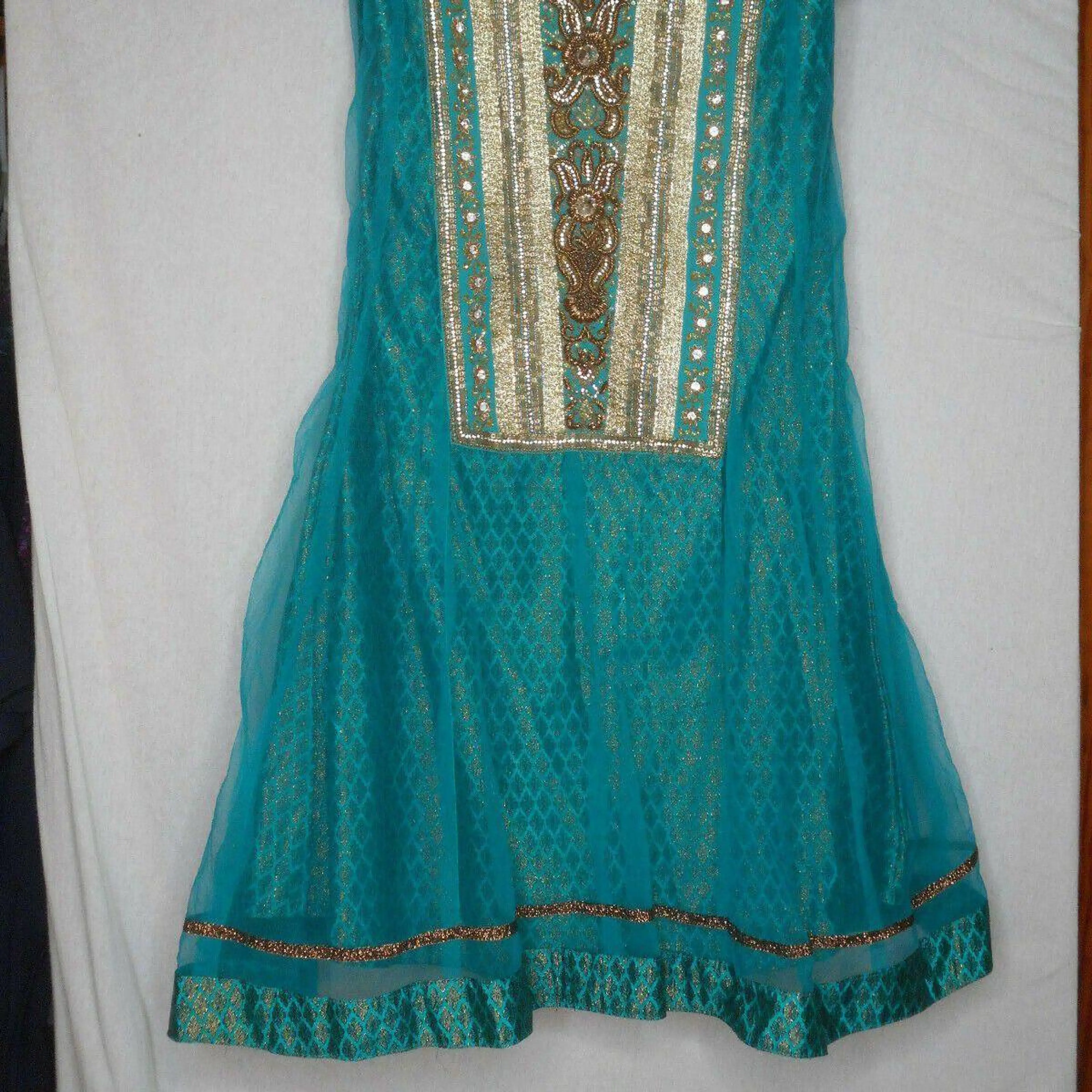 Image 4 of 15