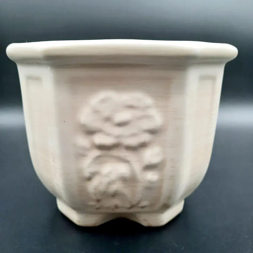 Haeger Ivory Cream Brushed Muted Floral Planter