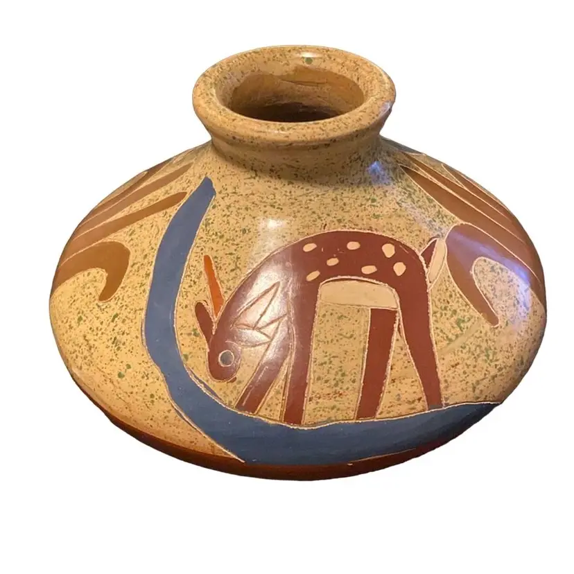 Nicaraguan Handmade Deer Vessel 