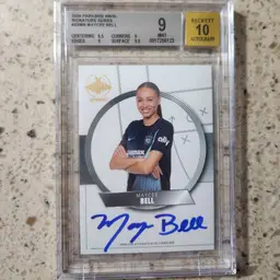 Maycee Bell Signature Series Auto /399 Beckett 9