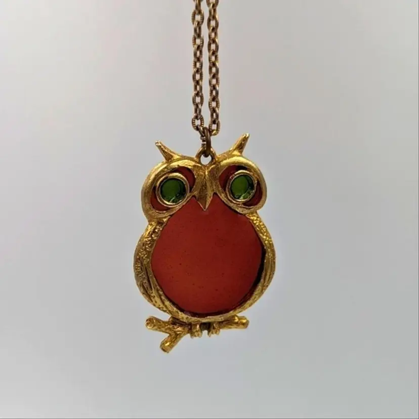 Cute Vintage Retro Owl Necklace, Red Green Enamel, Gold Tone, Chain, Unmarked