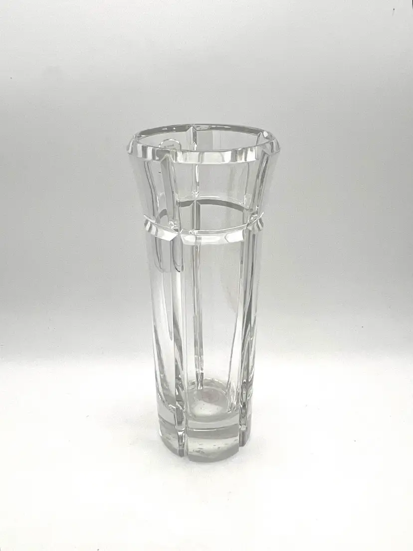 061. Aurora Mikasa Clear Crystal Vase 8.5” Tall