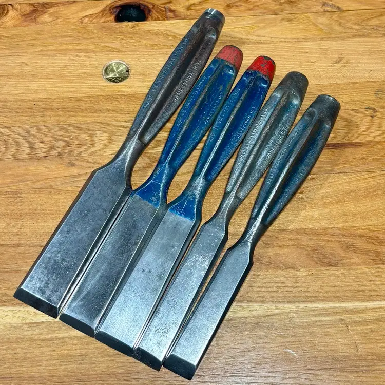 Vintage Crescent No. 175 All Steel Handle 5 Chisel Lot Original Blue & Red Paint
