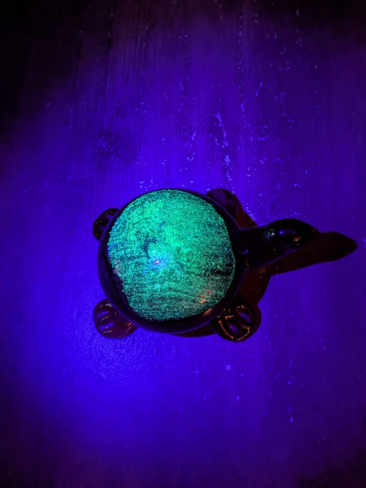 ART GLASS BLOWN GLASS HANDMADE DICHROIC TURTLE TORTOISE AMBER FIGURINE PAPERWEIGHT