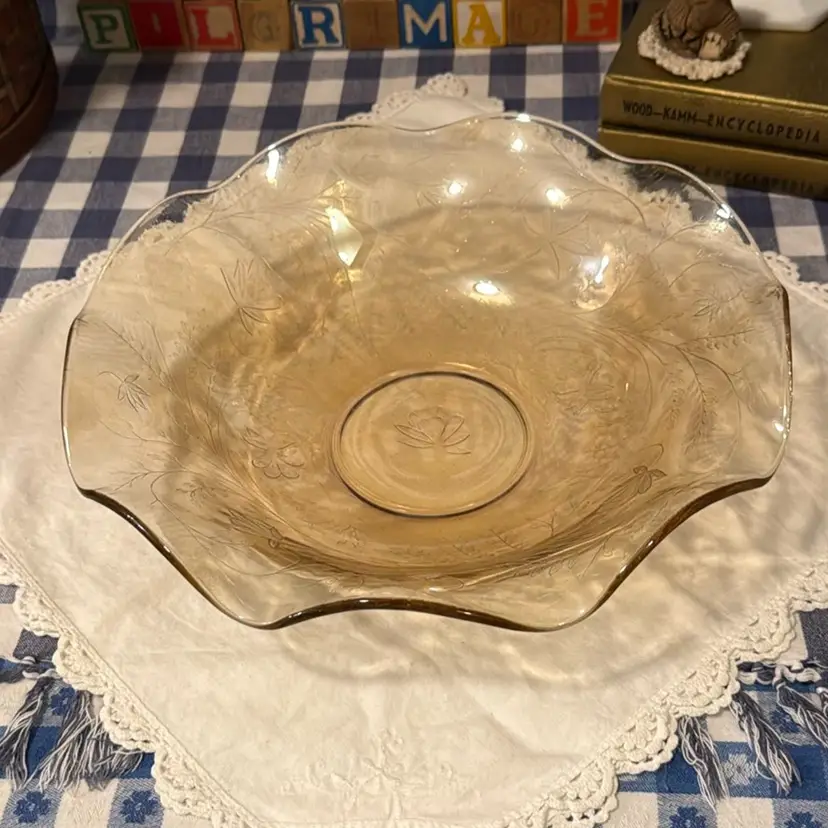 11.5” Jeanette Carnival Glass Bowl Vintage Floragold Louisa Ruffled Rim