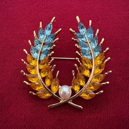 Ukrainian Wheat Sheaf Brooch
