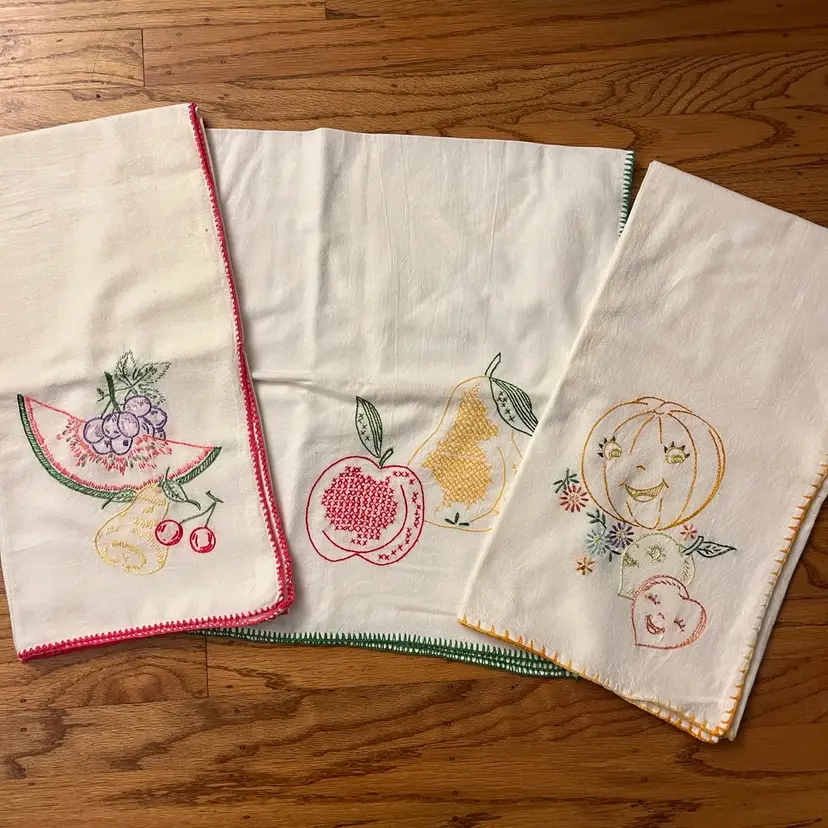 Set Of 3 Hand Embroidered Dish Towels New Old Stock 34” Square