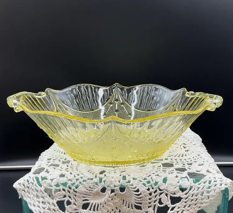 Set of Lancaster Yellow Topaz Depression Glass serving bowl and platter rare Dart pattern
