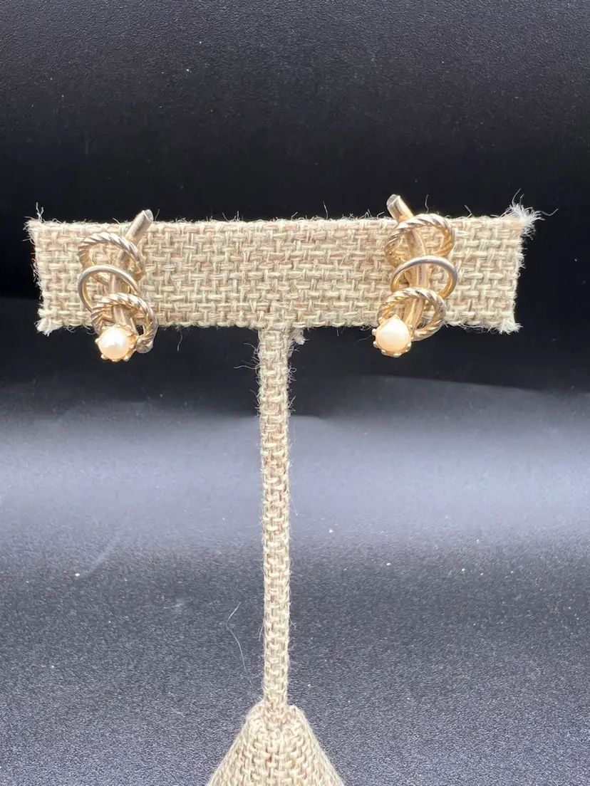 Small Screw Back Golden Tone Earrings With Faux Pearl