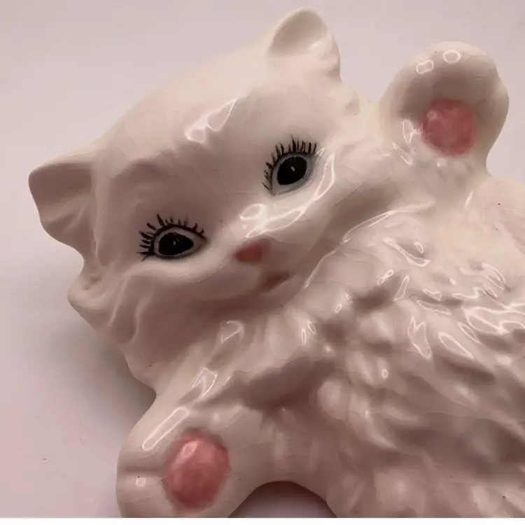 VTG White Ceramic Cat Kitten