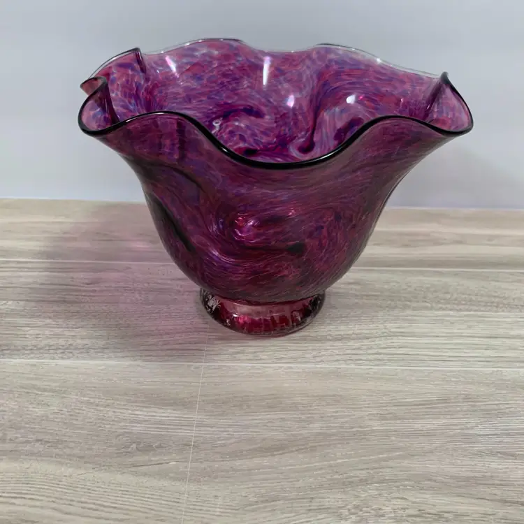 Vintage Orange Glow Glassworks Signed Fuchsia Pink And Purple Ruffled Vase