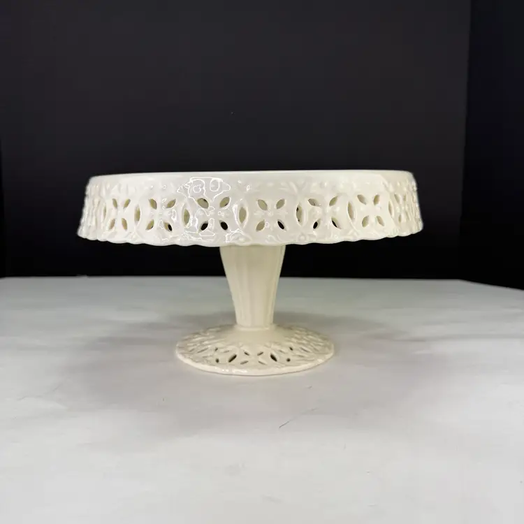 Vintage I Godinger Pedestal Skirted Cake Stand Regal Cream 9"