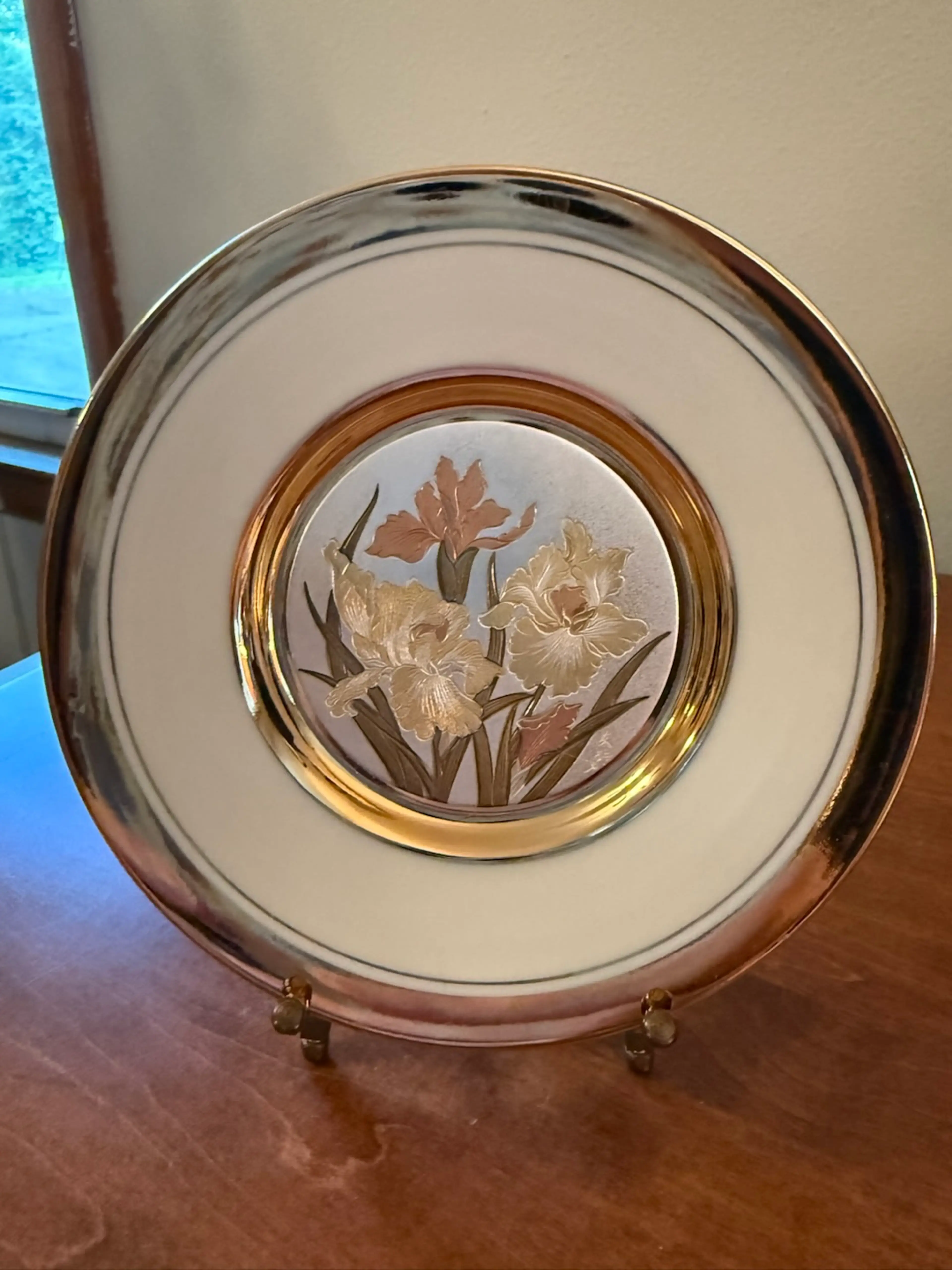 Image 1 of 4