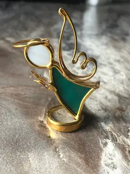 24 k Gold Finish Angel 2 3/4 inch Preowned.