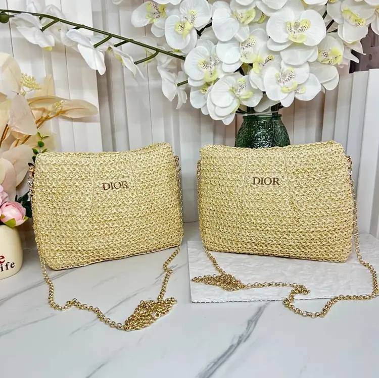 #10 - GWP/VIP DIOR CROSSBODY BAG