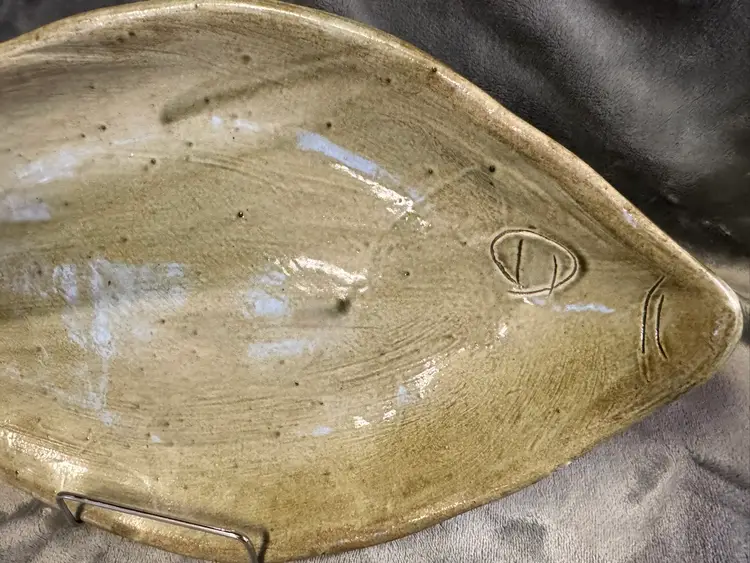 Vintage Handmade Art Studio Pottery Large Fish Serving Plate Platter Signed