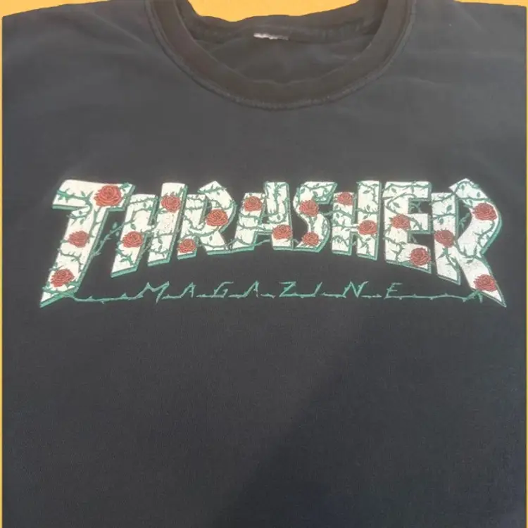 Thrasher Magazine Short Sleeve Black Graphic T-Shirt Rose Thorns Spellout ?? Med