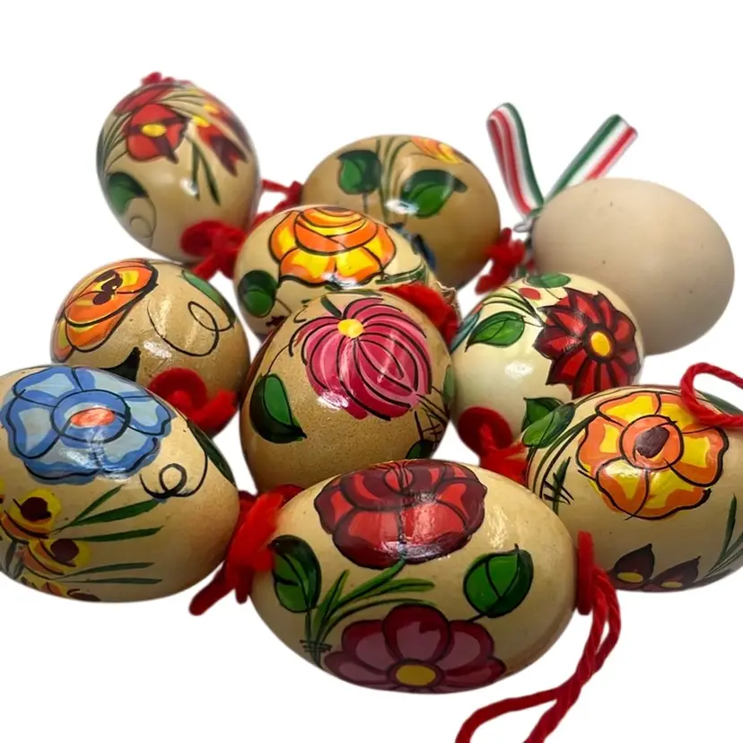 Hand Painted Eggshell Hanging Eggs! Set Of 10 - 2.25” x 1.25”
