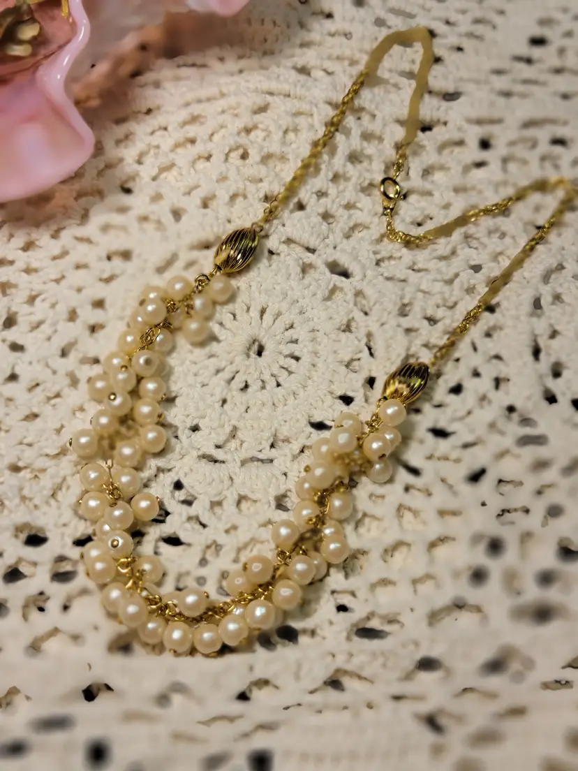 60s Vintage Eggshell Faux Pearl Necklace Goldtone Made In Korea