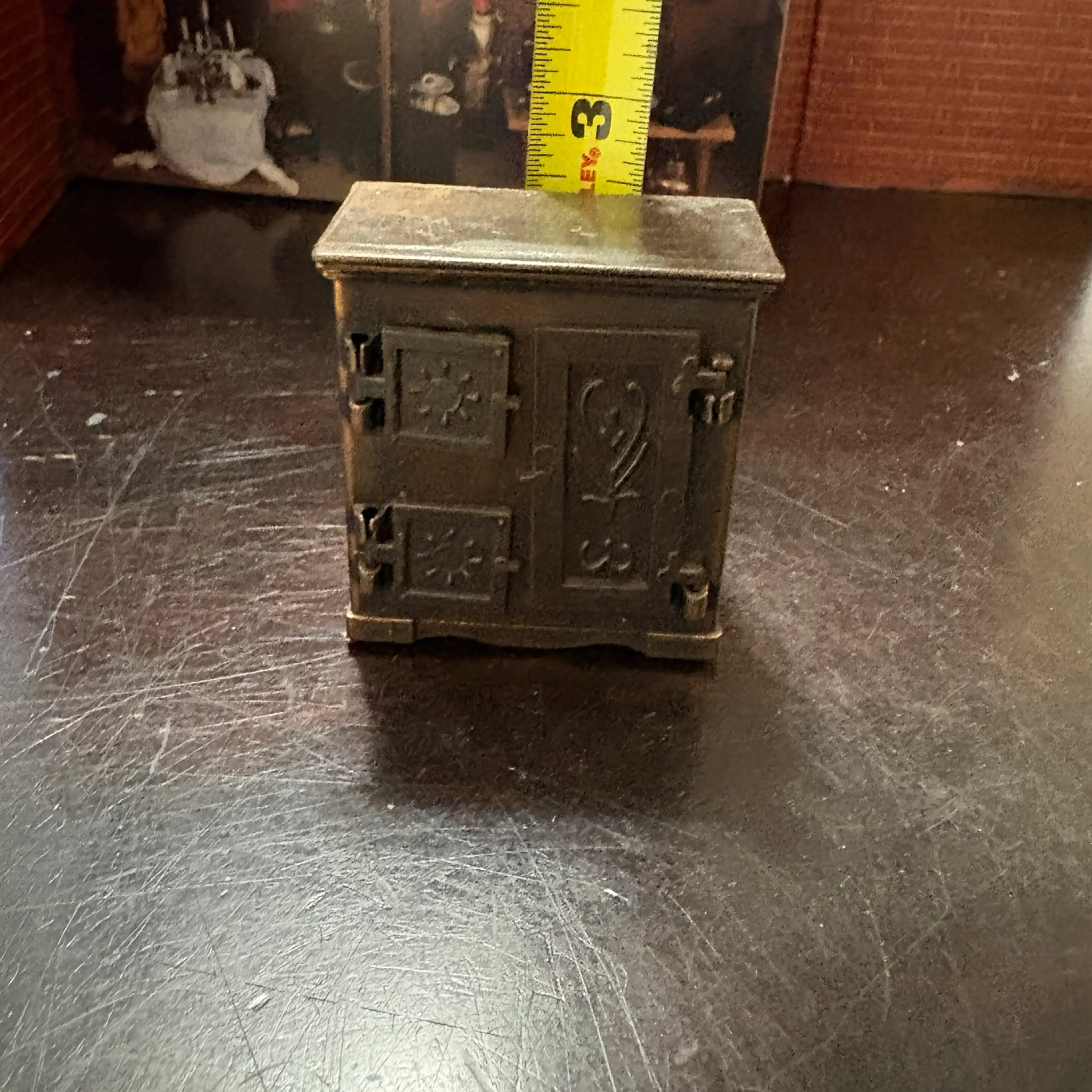Image 3 of 5