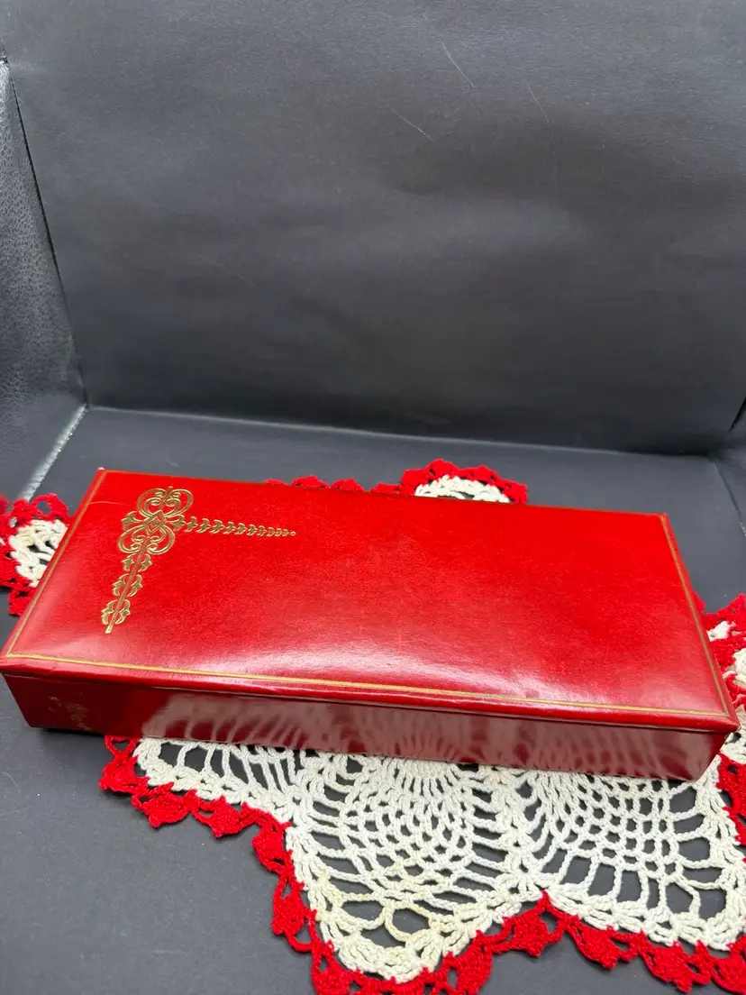 Red Vintage Jewelry/Trinket Box