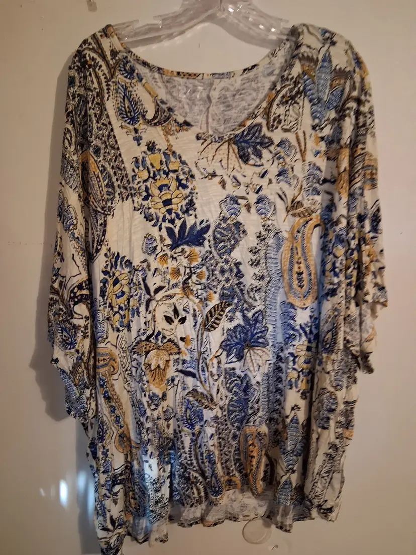 Women's 3X Pull Over 24/7 by Maurices Floral SS Blouse (B30)la