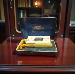 Gillette Gold Tech Razor With Original Case