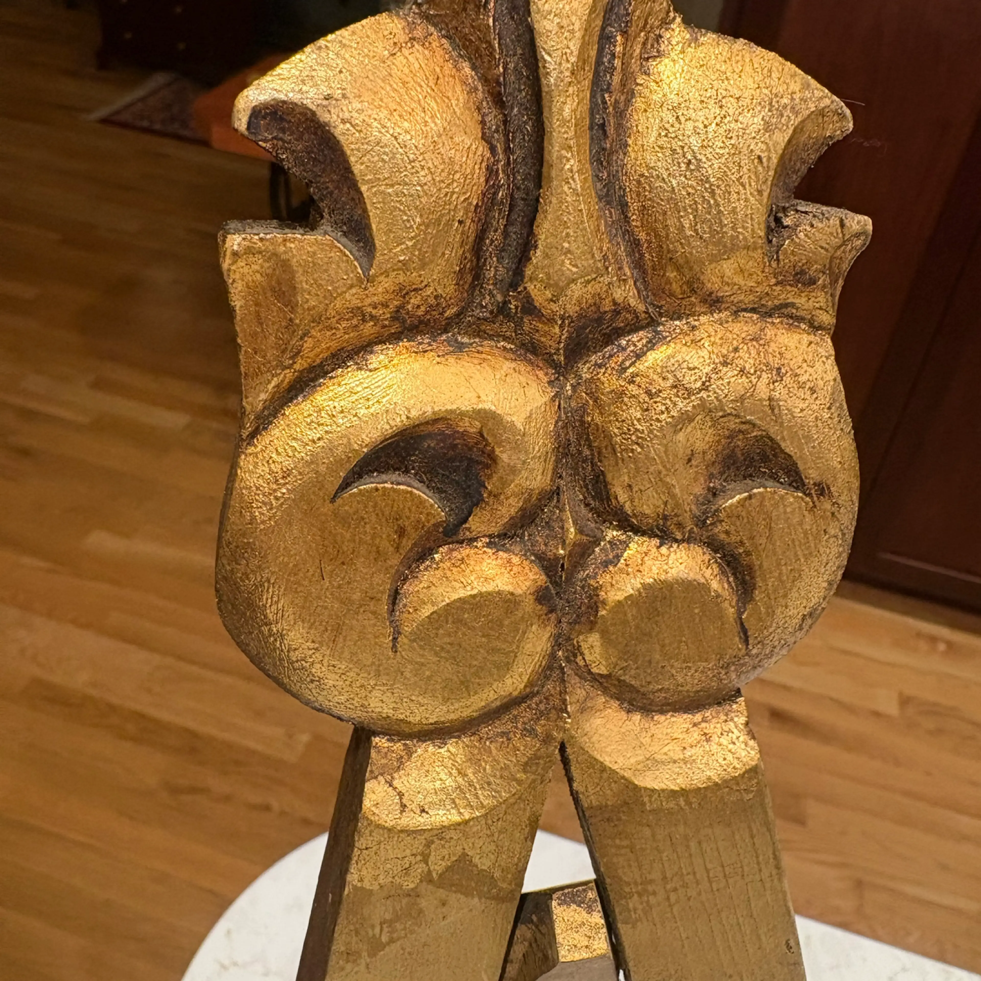 Image 2 of 7