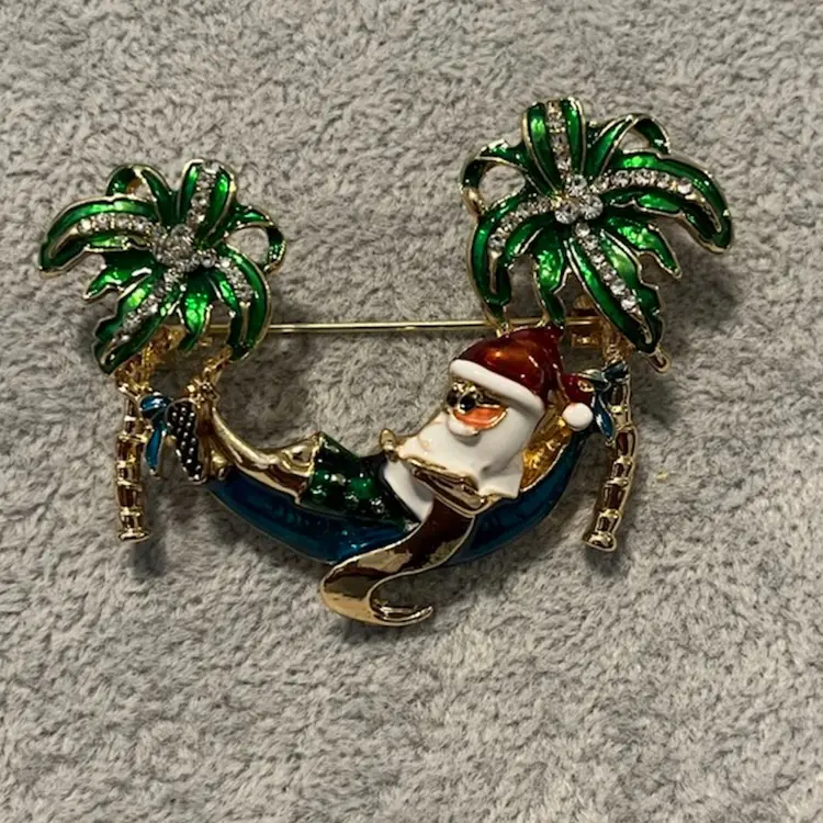 Vintage Tropical Santa Brooch Gold Tone