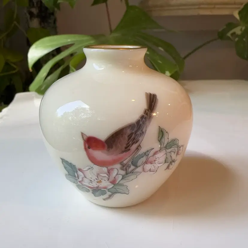 Mini Lenox Serenade Vase