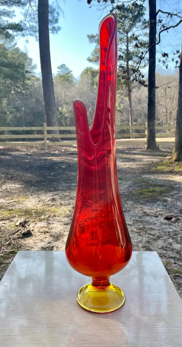 LE Smith Glass Red Amberina 22” Fat Bottom Footed Smoothie Vintage Swung Vase
