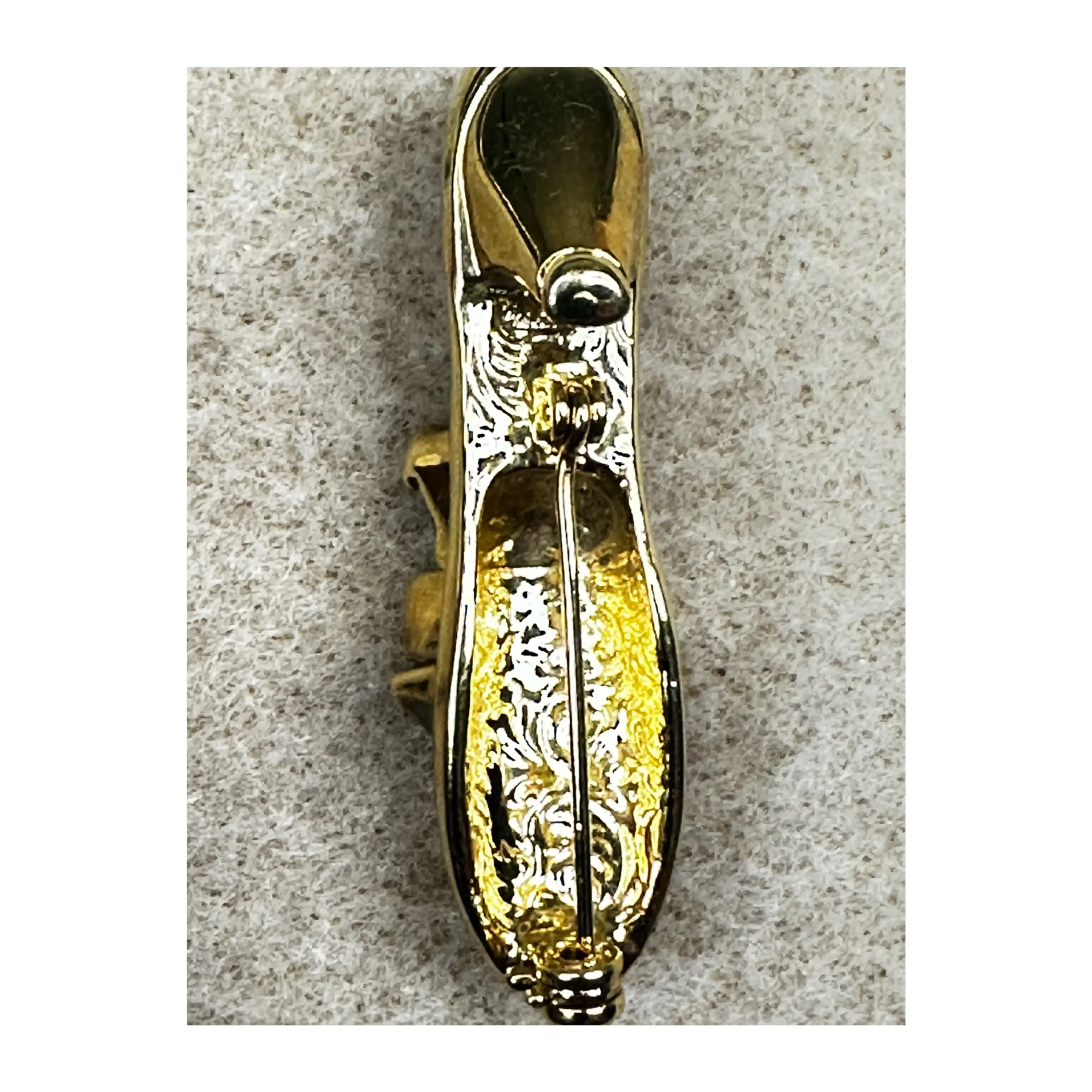 Image 2 of 2