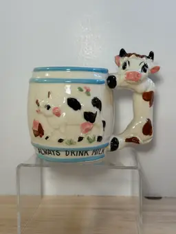 Vintage Ceramic Anthropomorphic Cow Child’s cup Mug Japan.