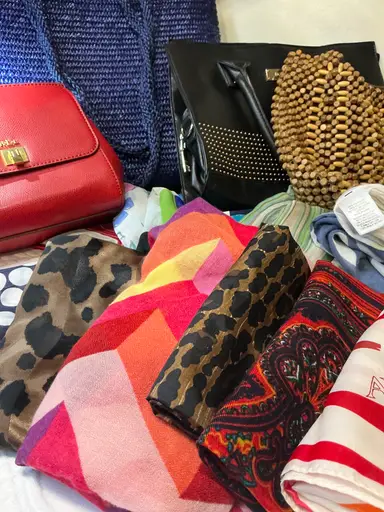 Annesyesteryear Pop Up Estate Sale Unboxing