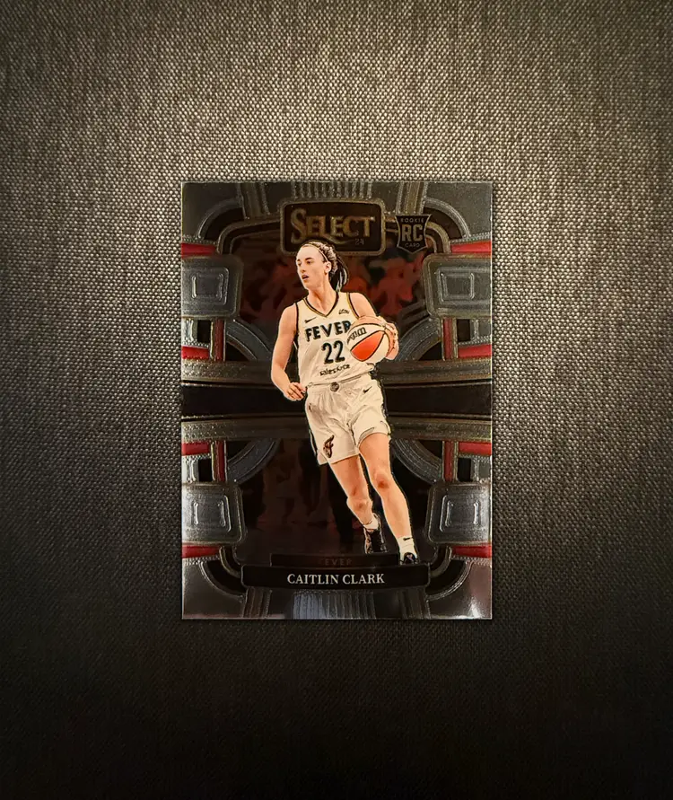 CS4 - Auc-15 / Caitlin Clark - 2024 Panini Select WNBA / #72