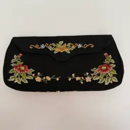 Vtg Embroidered Floral Needlepoint Clutch Purse