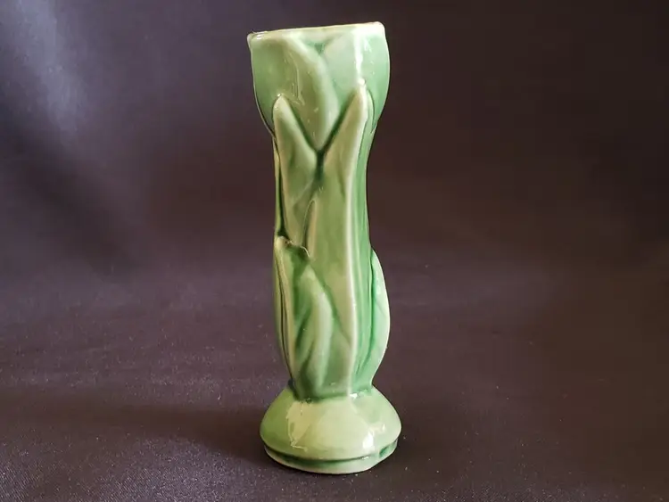 Leaves Candle Holder Glazed Green Pottery - USA 1115 - 5" tall approximately